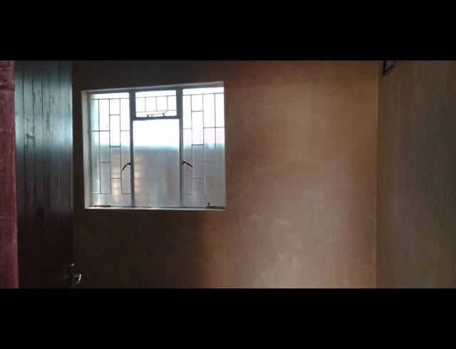 1 bed property to rent in KENSINGTON